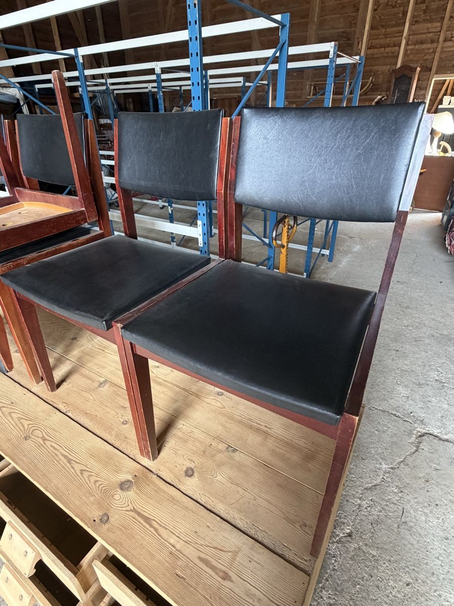 Sedie: Chaise Scandinave en hêtre teinté – Usato da Arnex-sur-Orbe venduto da Tutu1037 2