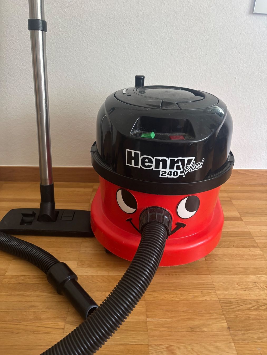 Henry Aspirapolveri & Accessori: Henry 240 Plus – Usato da Adliswil venduto da buchstabensuppe 1