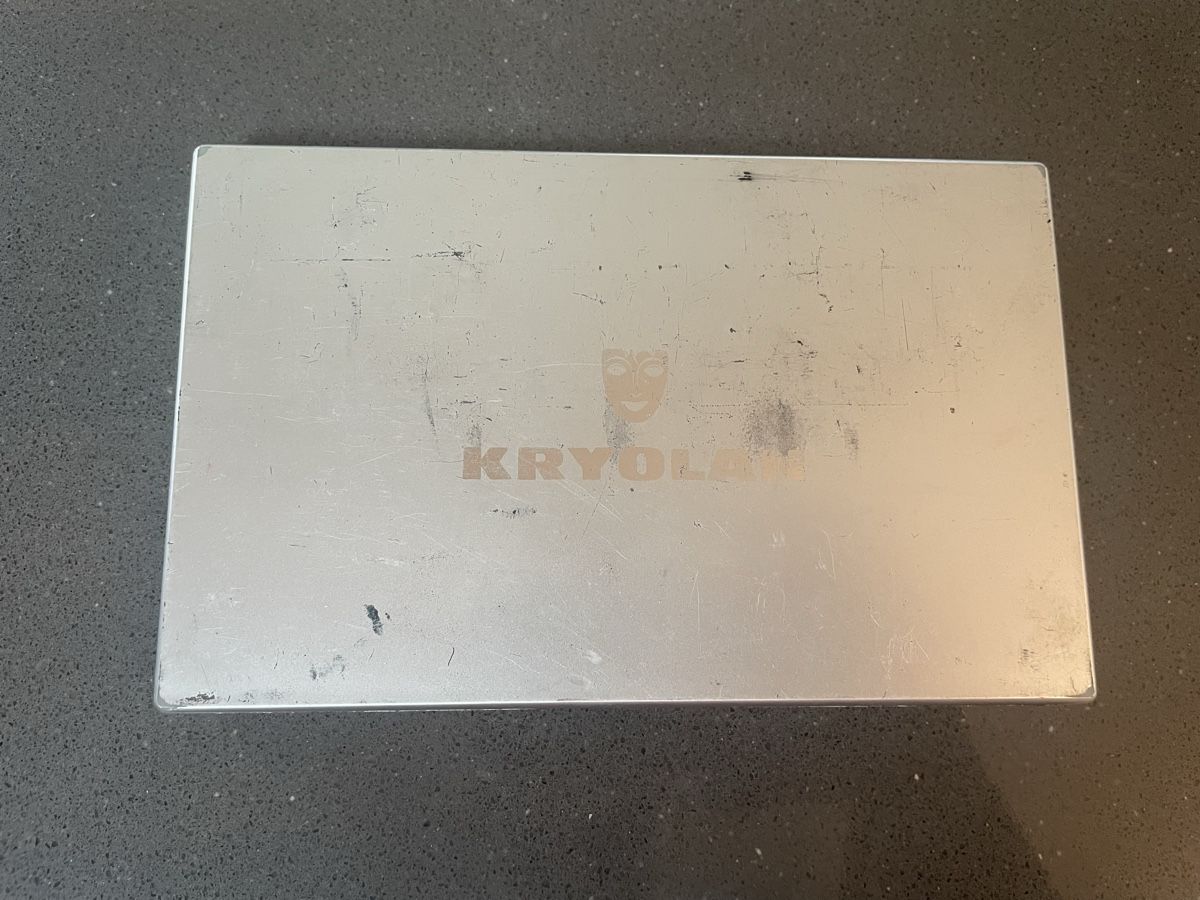 Make-up: Kryolan Palette – Usato da Müllheim-Dorf venduto da Wilernaescht