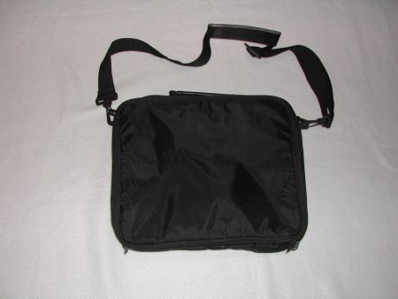 Laptop-Tasche mit Handgriff und Tragriemen
