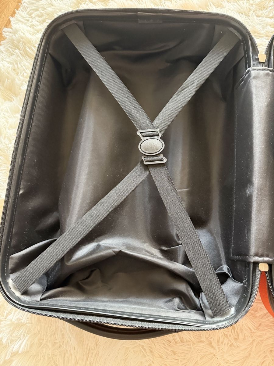 Valises de voyage: Handgepäckkoffer ca. 25l – D'occasion à Rudolfstetten par DaveHM98 2