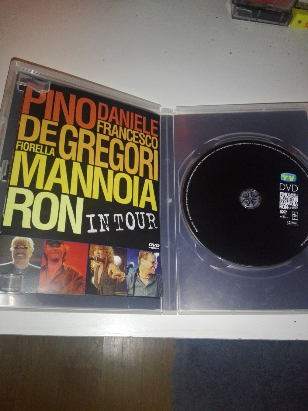 Tutti i DVDs: Ron In Tour  (Konzert-DVD) – Usato da St.Galllen venduto da elkaphone 1