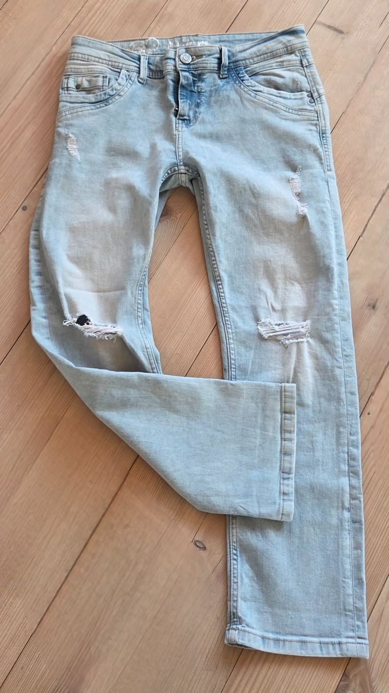Hosen: Jeans / Hose Multiblu,fitted for you,Gr.38 – Gebraucht aus Siblingen von Vany_McDougall 1