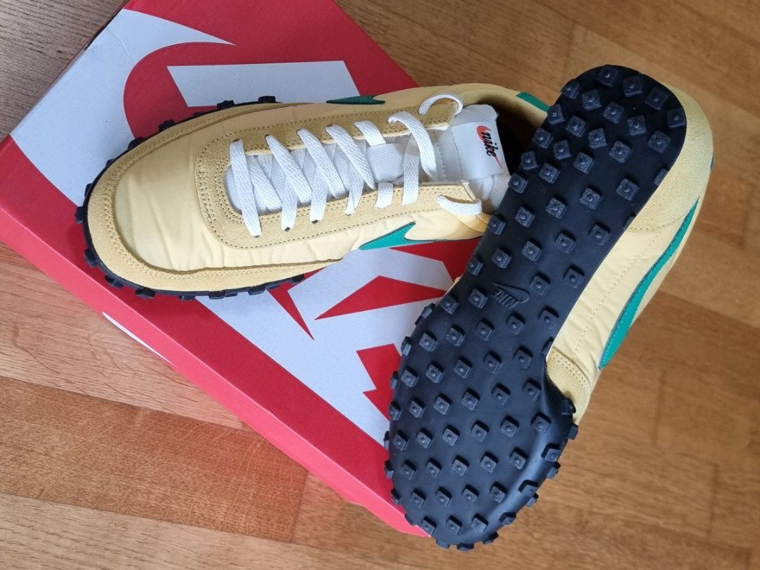 Nike Scarpe da uomo: Nike Waffle Racer (new) – Nuovo (secondo la descrizione) da Dübendorf venduto da app_6b2j 2