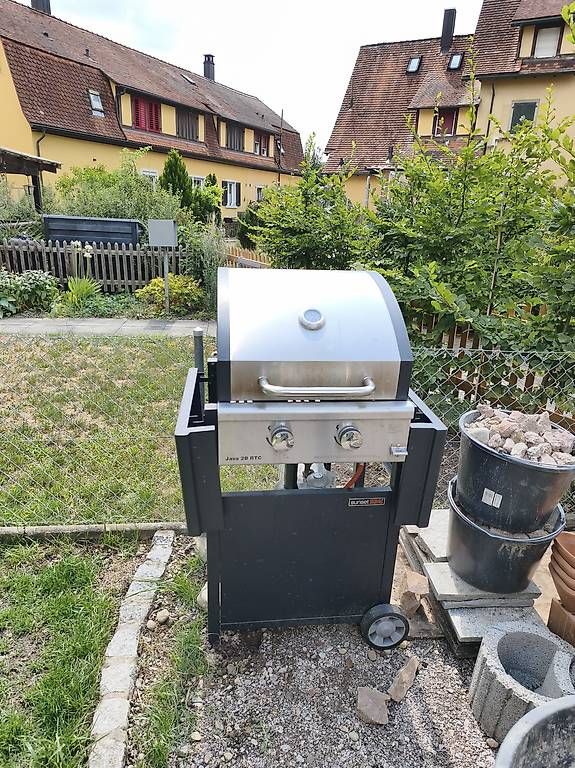 Griglie: Gasgrill Sunset BBQ Java 2B RTC mit Deckel, 2 Brennern – Usato da Schaffhausen venduto da SellSellSell01 1
