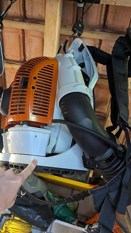 Stihl Laubbläser & Laubsauger: Stihl BR 600 – Gebraucht aus Brunnen von gmuer_92