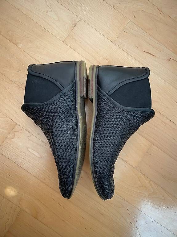 Scarpe da donna: Schöne Chelsea Boots aus Leder 37 – Usato da Cham venduto da men_898q