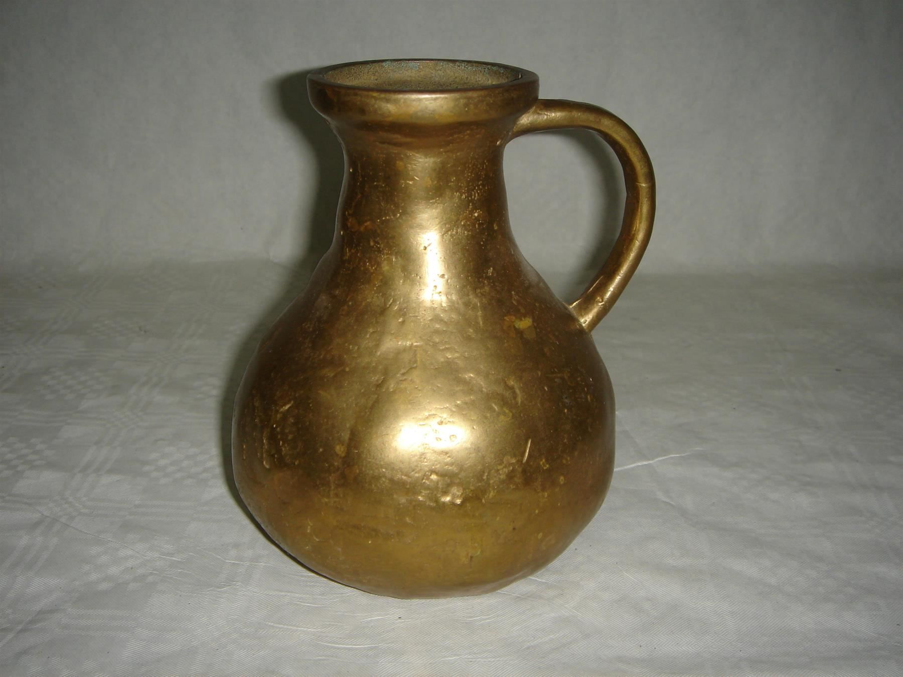 Caraffe: Bronzekanne – Usato da Lommiswil venduto da Upa 1