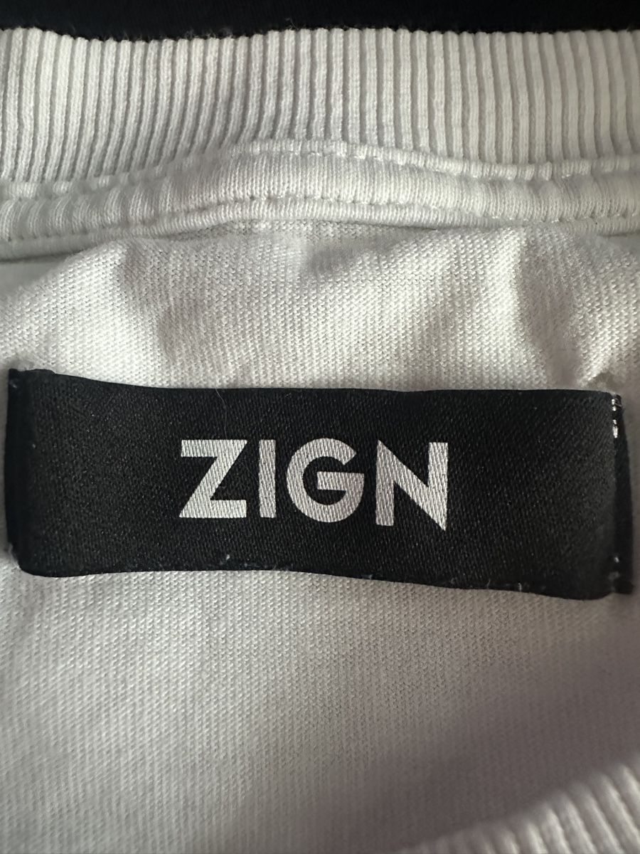 T-shirt: Zign Oversized T-Shirt – Usato da Chur venduto da dajan.17 3