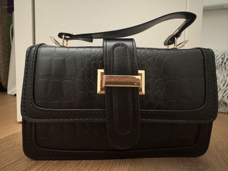 Handtasche schwarz