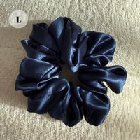 12# navy blue 100% Mulberry Silk Scrunchie Size L - NEW