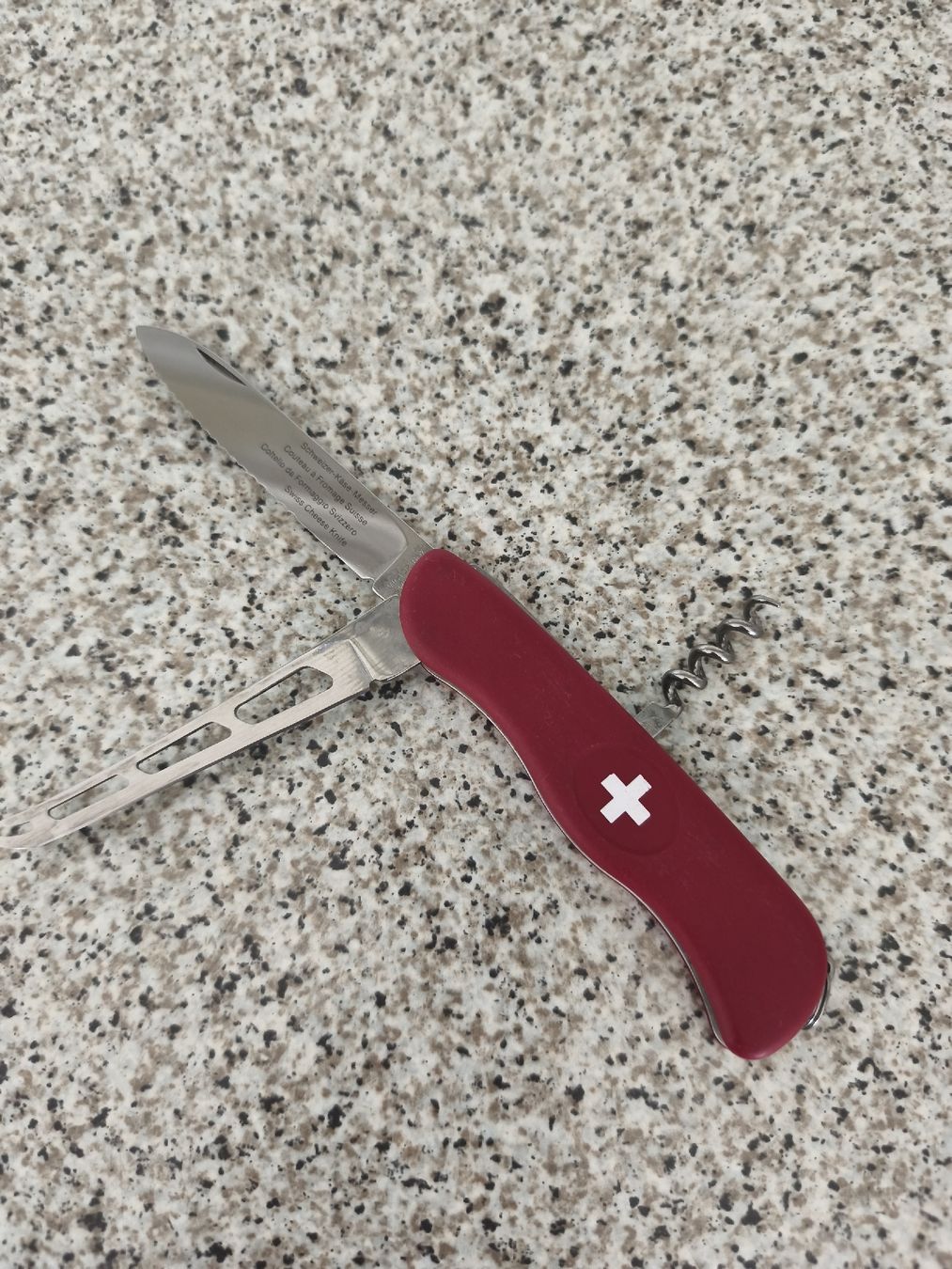 Victorinox Coltelli tascabile: Victorinox Schweizer Käsemesser – Usato da Basel venduto da Meda.moja 2