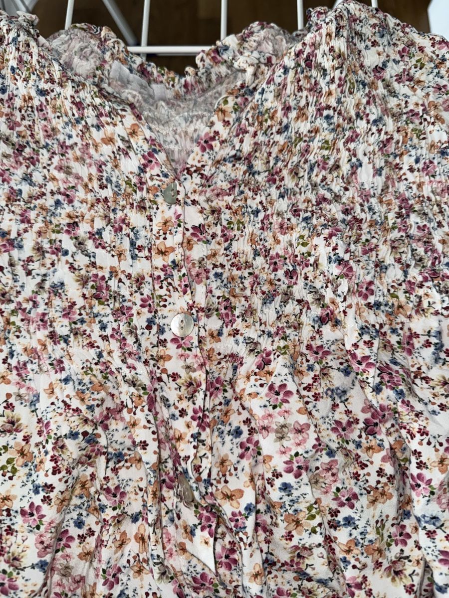 Blusen: Sommerbluse mit Blumenmuster onesize – Gebraucht aus Zürich von bia_6kmj 2