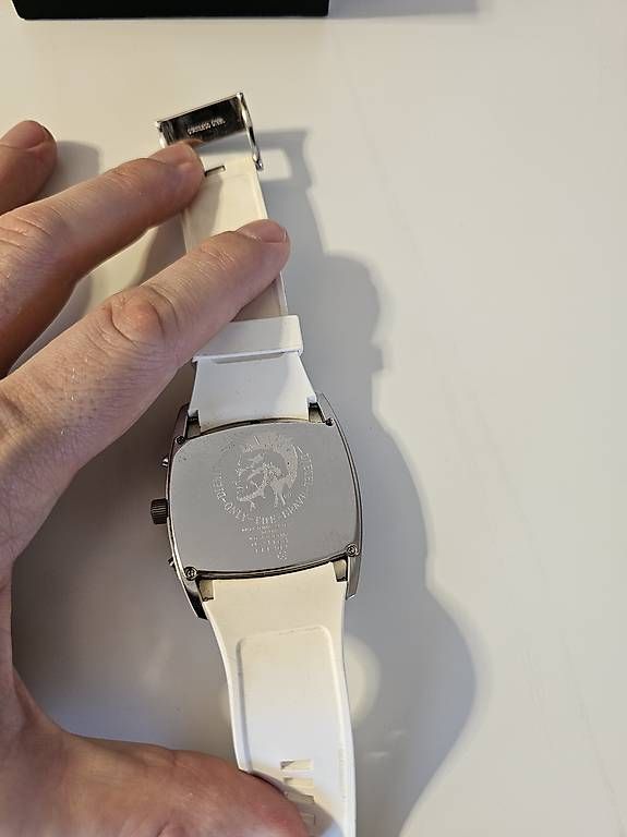 Diesel Orologi: Diesel Herrenuhr weiss – Usato da Oberlunkhofen venduto da fabiobaldelli 1