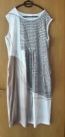Kleid NEU Gr. XL bügelfrei mit Taschen