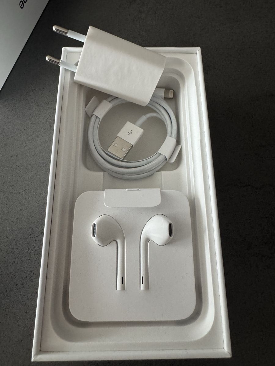 Apple Telefoni cellulari / Smartphones: iPhone 11 128 GB mit Zubehör – Usato da Höri venduto da hustlerg 5