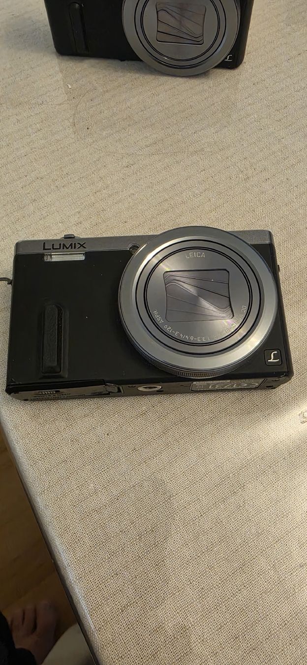 Panasonic Fotocamera: Panasonic DMC tz61  – Usato da Lyss venduto da ram76