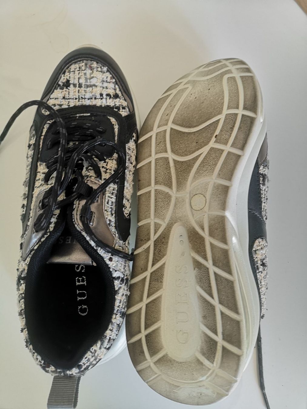 Guess Scarpe da donna: Guess sportschuhe – Usato da Zürich venduto da kiwi2024 1