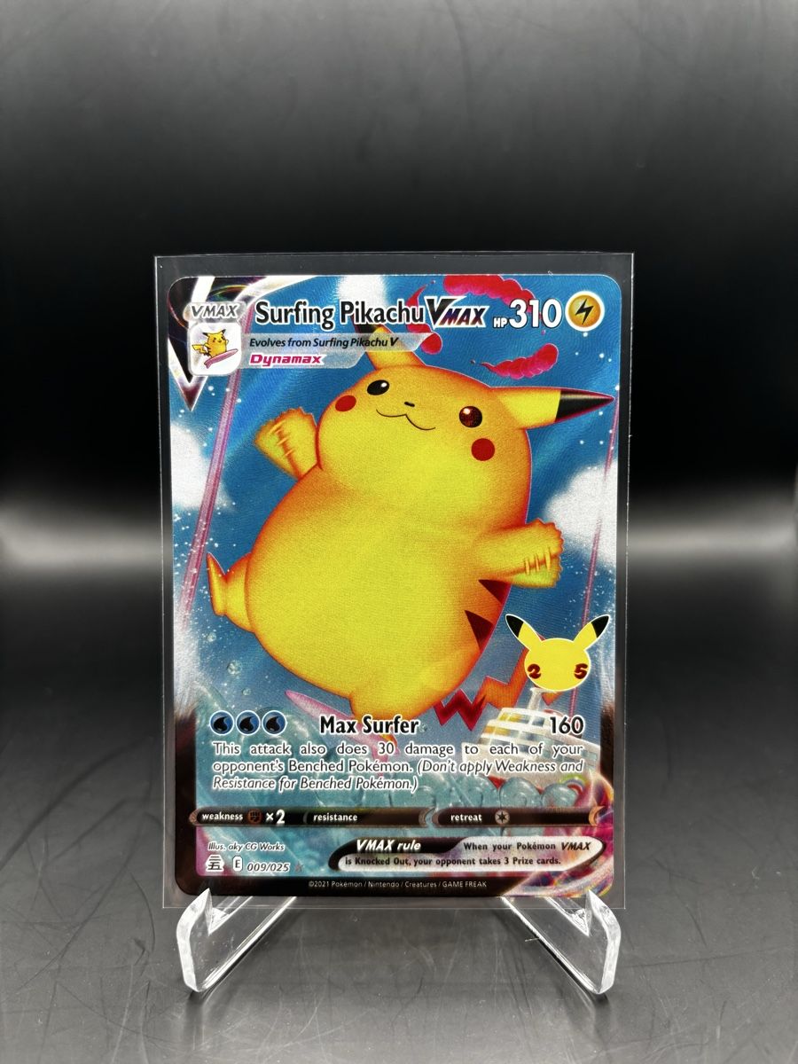 Pokémon Carte collezionabili: Surfing Pikachu VMAX Pokémon Karten EN – Nuovo (secondo la descrizione) da Muttenz venduto da legacy_cards