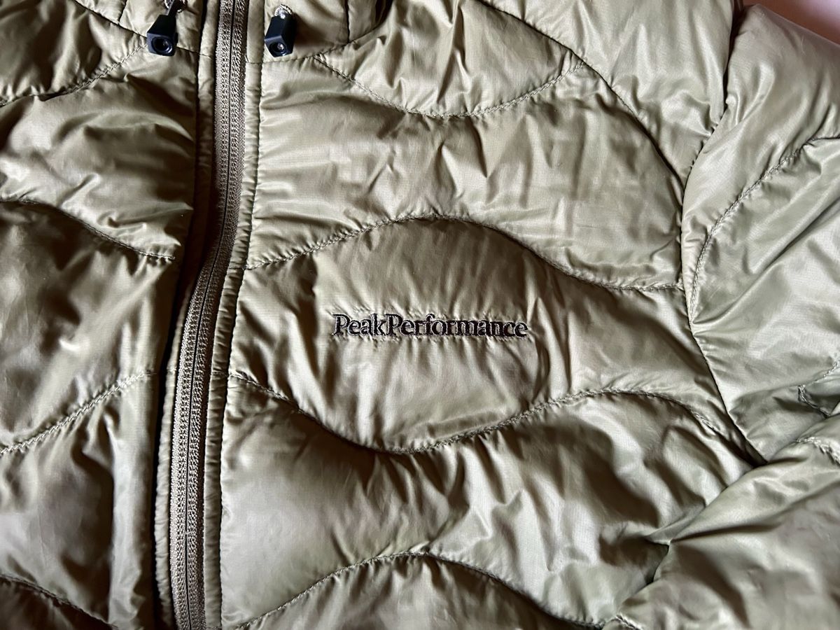 Peak Performance Jacken: Peak Performance Daunenjacke Grösse M – Gebraucht aus Rickenbach SZ von stef2987 2