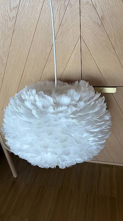 Lampen: Umage Eos feather lamp white medium – Gebraucht aus Horgen von ett_t5rh 4