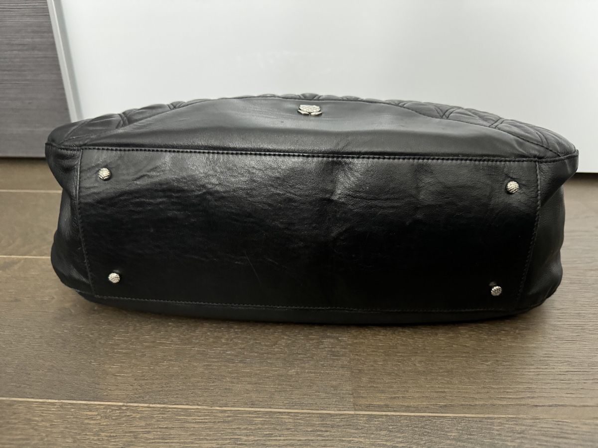 Navyboot Borse da donna: Navyboot Handtasche in schwarz aus echtem Leder – Usato da Grenchen venduto da servet.t 2