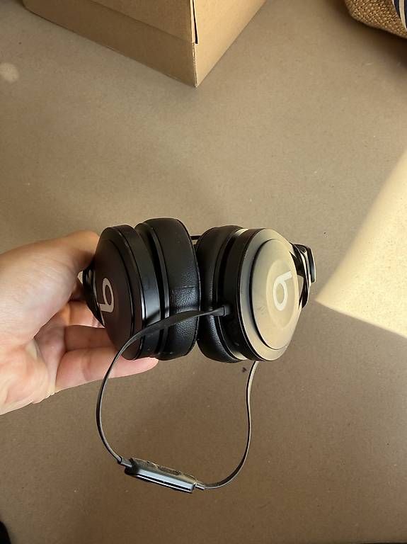 Casques audio: Beats On-Ear Kopfhörer schwarz – D'occasion à Chur par van_6qs7 2