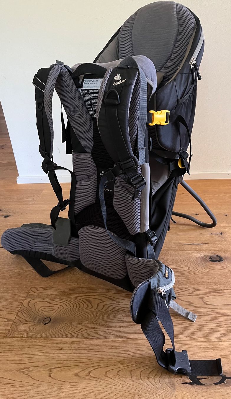 Deuter Marsupi portabebè: Deuter Kid Comfort III Anthrazit – Usato da Lenk im Simmental venduto da snowhow81