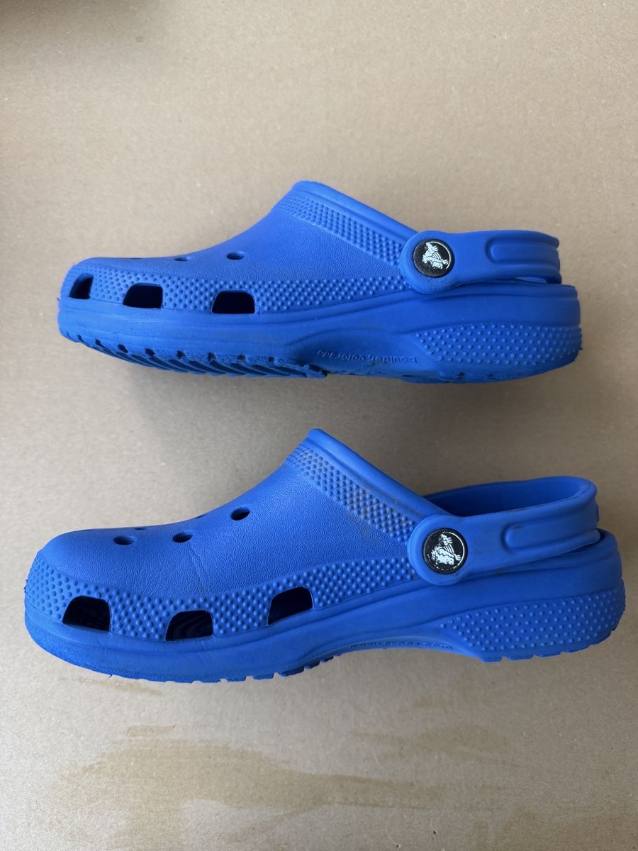 Crocs Scarpe da uomo: Blaue Crocs Gr. J4 (36/37) – Usato da Aarau venduto da Tam6 3