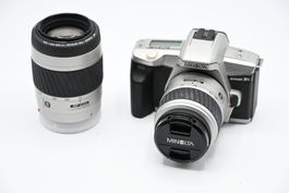 Minolta Dynax 3L + 35-80mm + 70-210mm, Argento
