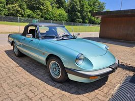 Alfa Romeo Spider Veloce (Veteranenfahrzeug)