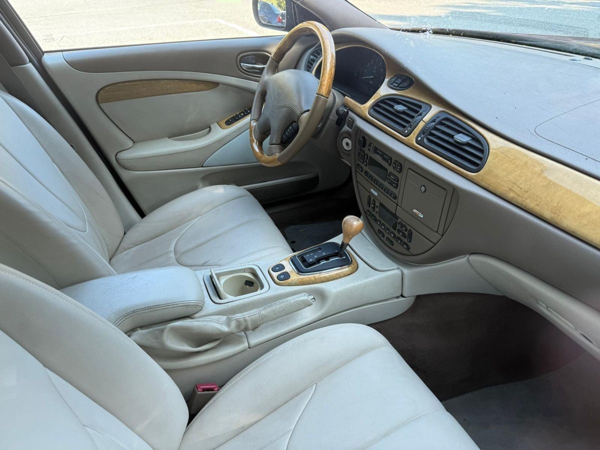 Jaguar Automobili: JAGUAR S-Type 4. 0L V8 – Difettoso da Sion venduto da Mbuisness 4