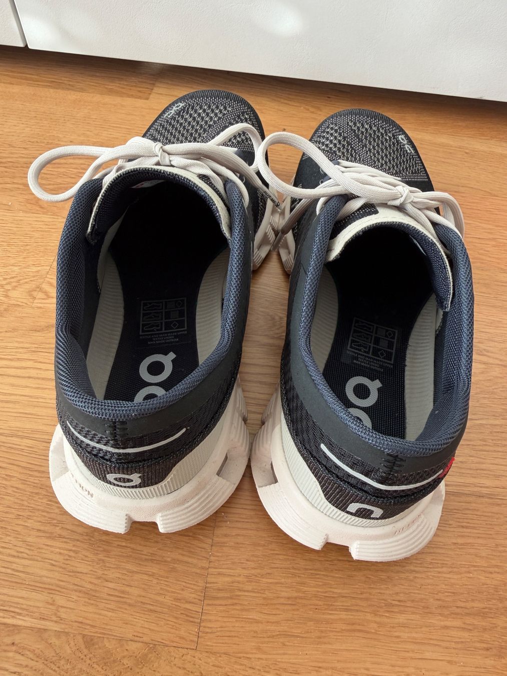 On Scarpe da donna: ON Cloud X Laufschuh – Nuovo (secondo la descrizione) da Ehrendingen venduto da Nr.7 2