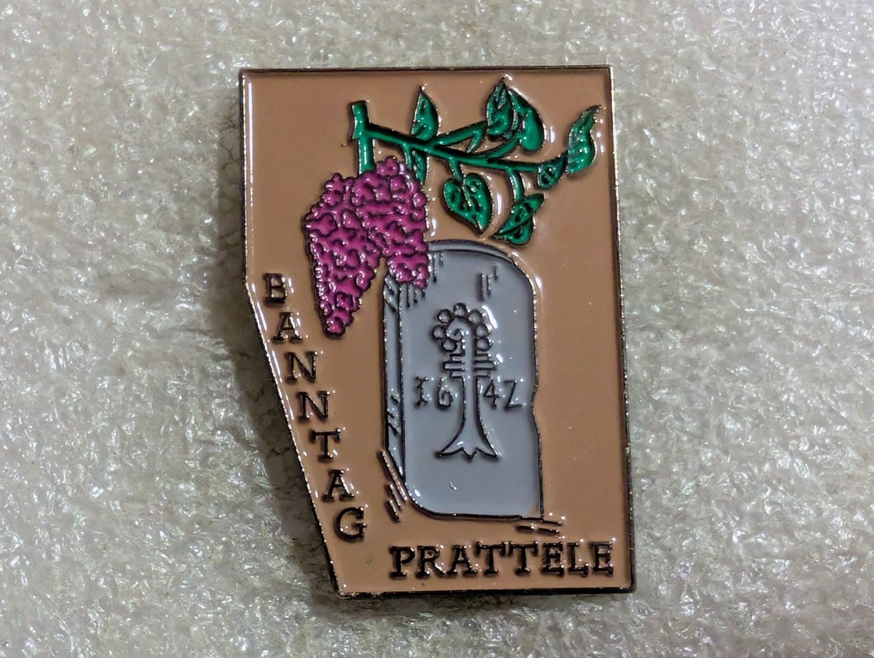 Placchette & Badge: Ansteckpin 151: Banntag Prattele – Usato da Oppligen venduto da Pin-Fall-Shop