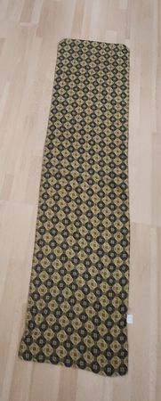 Echarpe en pure soie motif géométrique bleu et jaune