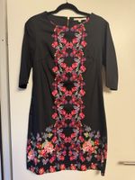 Elegantes Kleid  mit Blumenmuster, Grösse M, neuwertig