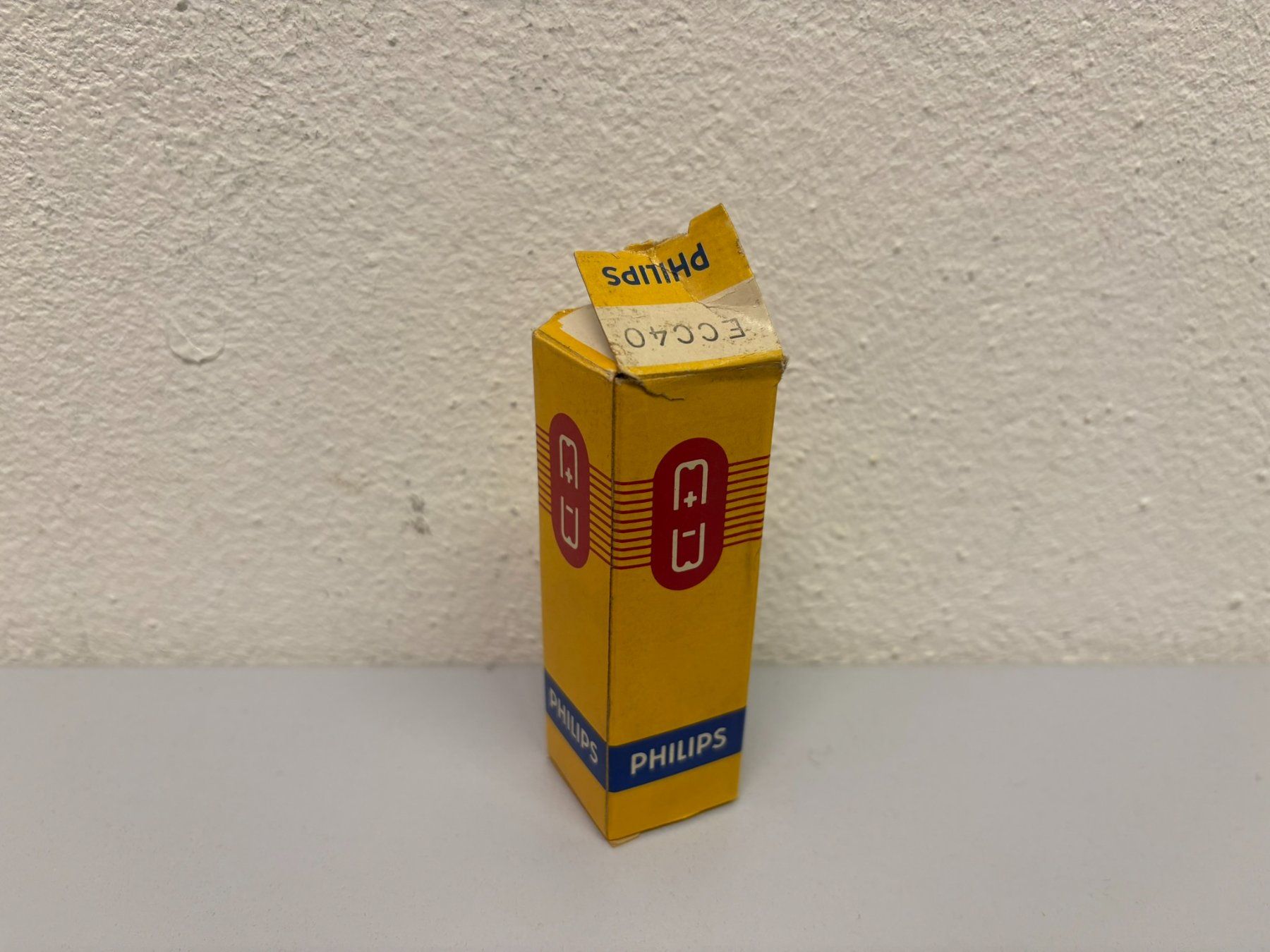 Philips Composants électroniques: Philips ECC 40 – Neuf (Voir description) à Hochdorf par av-electronics