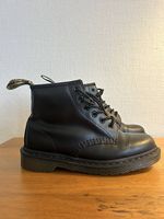 Dr. Martens Schnürstiefel, 39