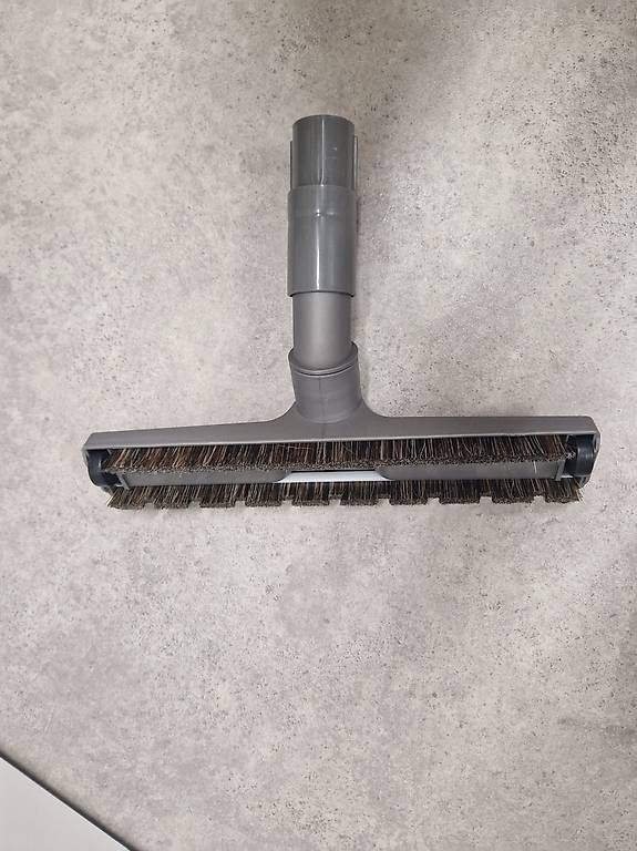 Dyson Altro per la casa: Dyson Boden Adapter – Usato da Wald ZH venduto da mcbento 3