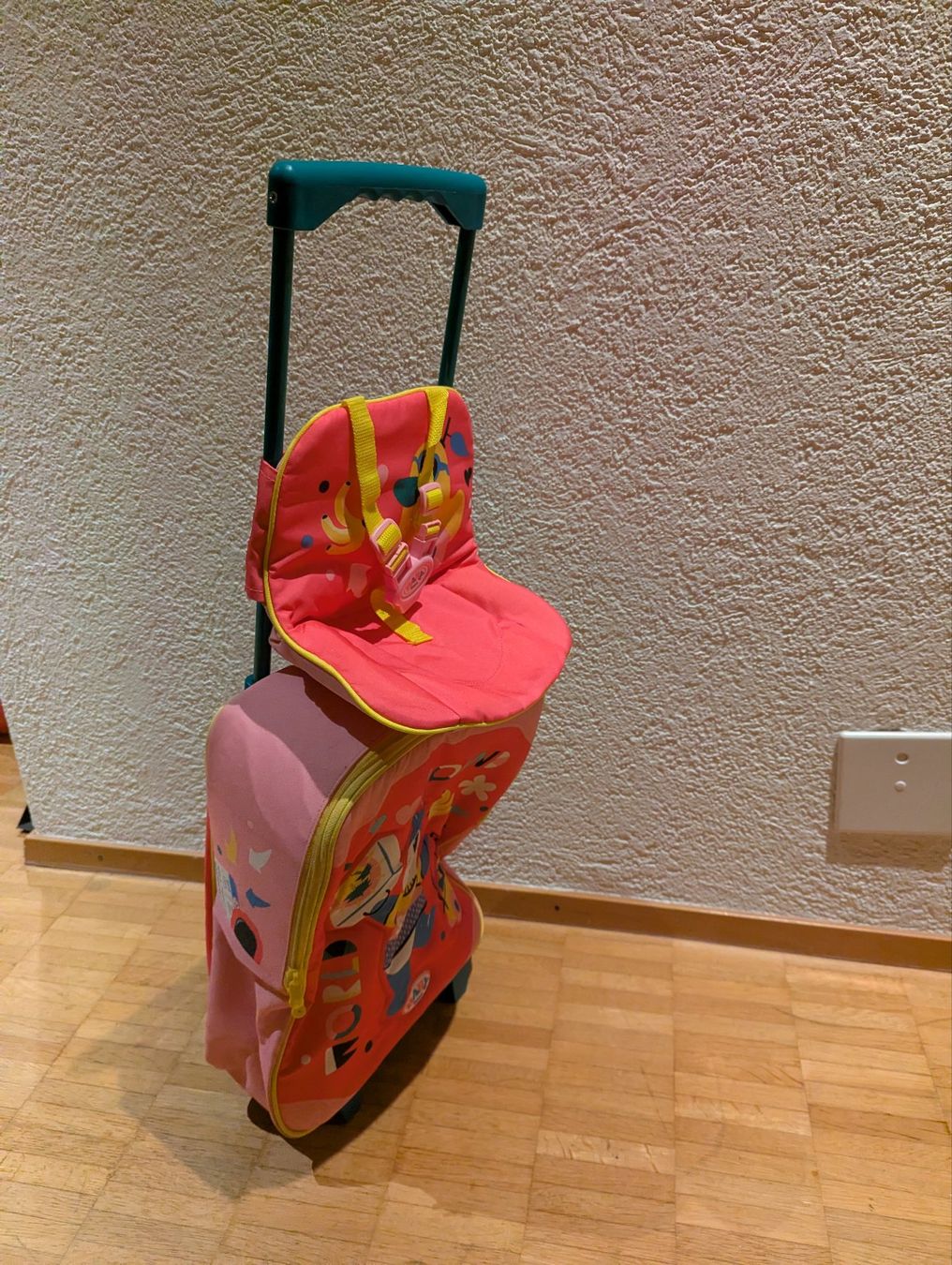 Zapf Creation Giocattoli: Rollkoffer mit Puppensitz Baby Born – Usato da Bonstetten venduto da okaschla 1