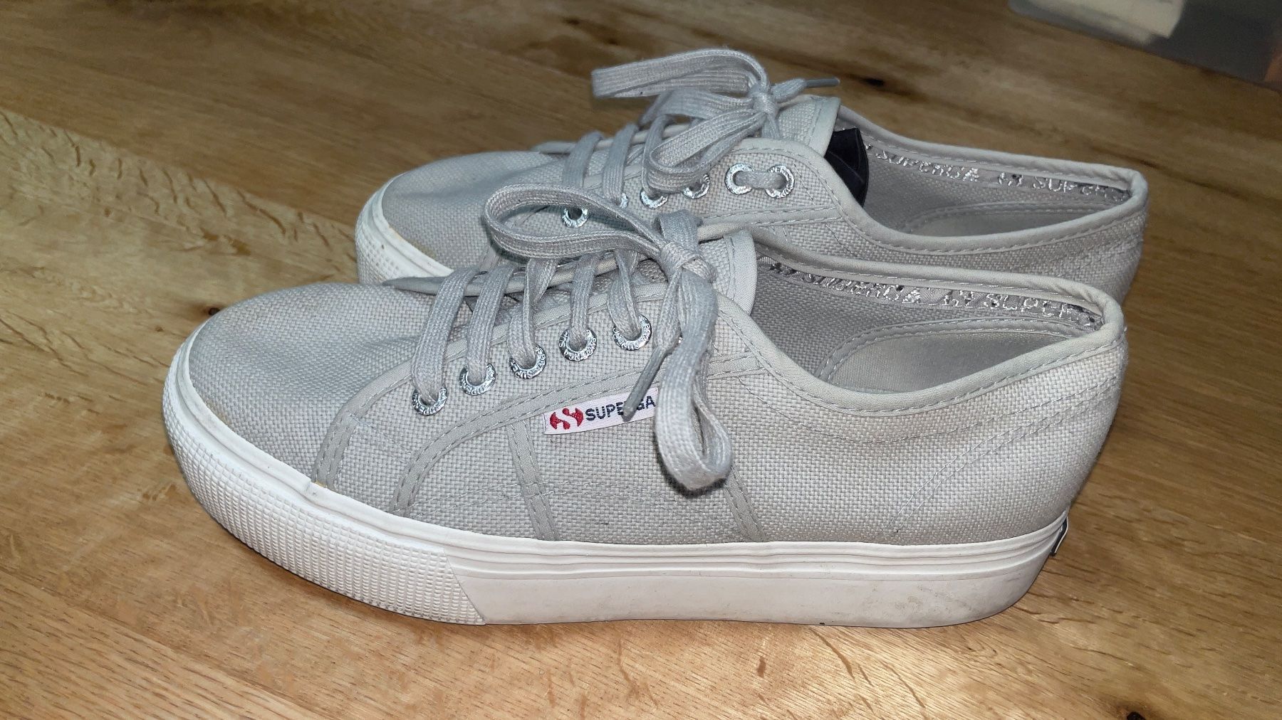 Superga Scarpe da donna: SuperGa Gr.: 40 – Usato da Rickenbach Sulz venduto da Orvieto2000