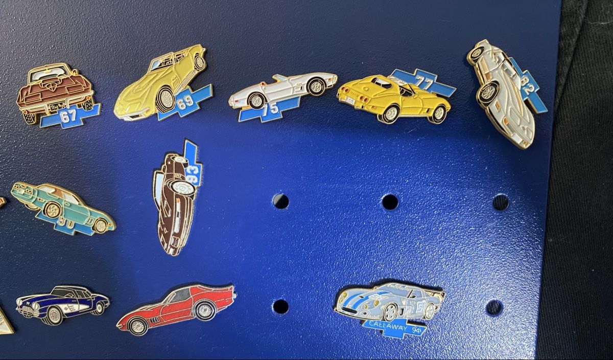 Chevrolet Plaketten & Abzeichen: CORVETTE 20 Pin‘s – Neu (gemäss Beschreibung) aus Oftringen von Studich 4