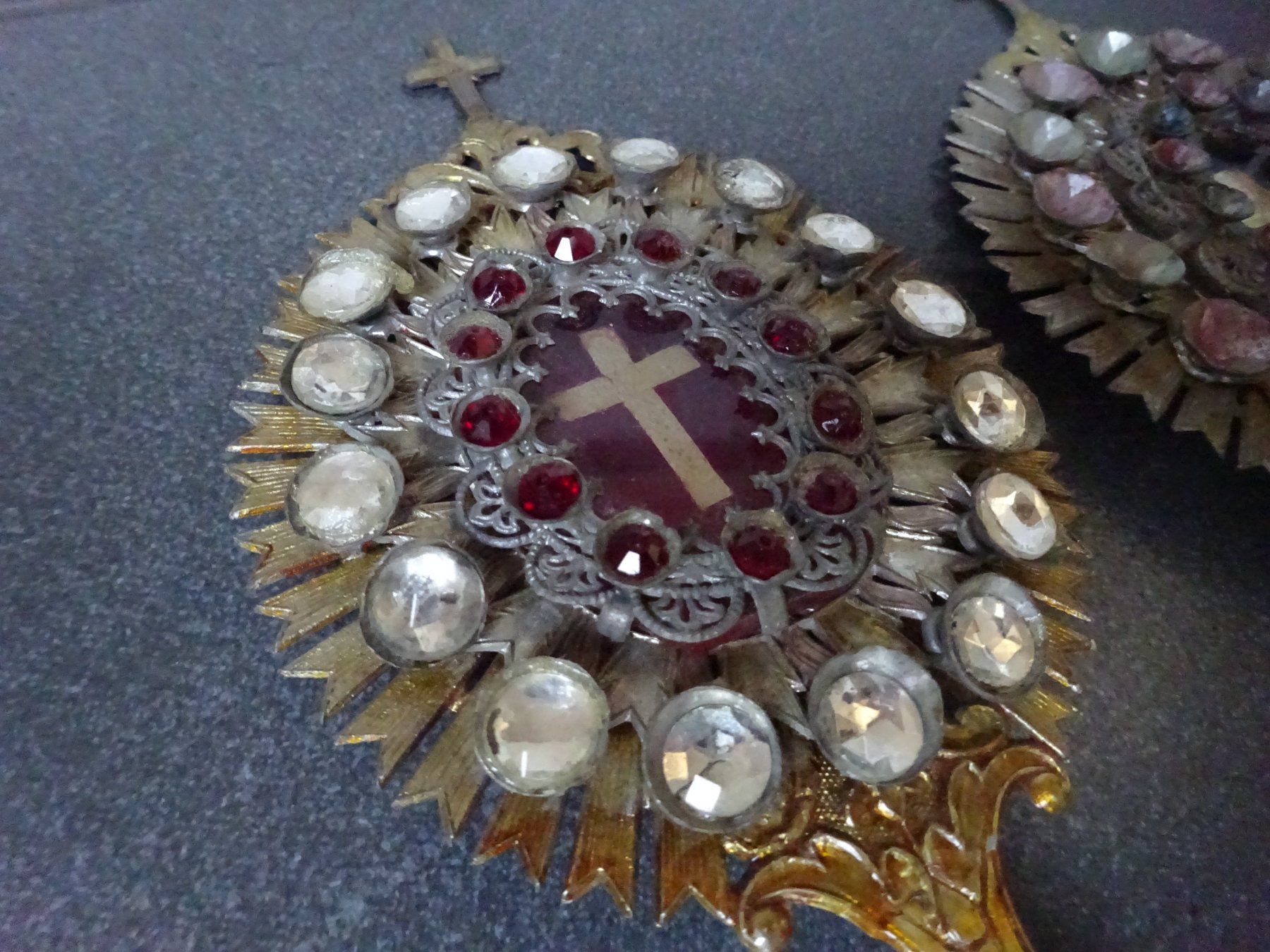 Sculture & Statue: 2 Monstranzen / Reliquie Kreuz – Usato da Esslingen venduto da FetteSchnecke 3