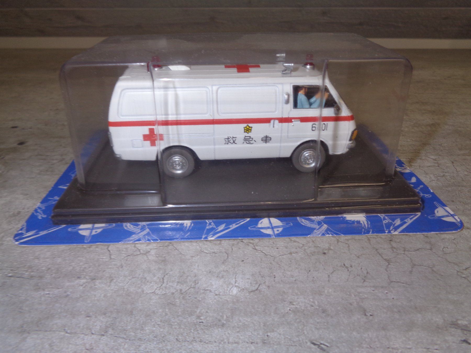 Modellini d'auto: Hachette 1:43 Blake et Mortimer ambulance – Nuovo e nell'imballaggio originale da Reconvilier venduto da rallycar 4