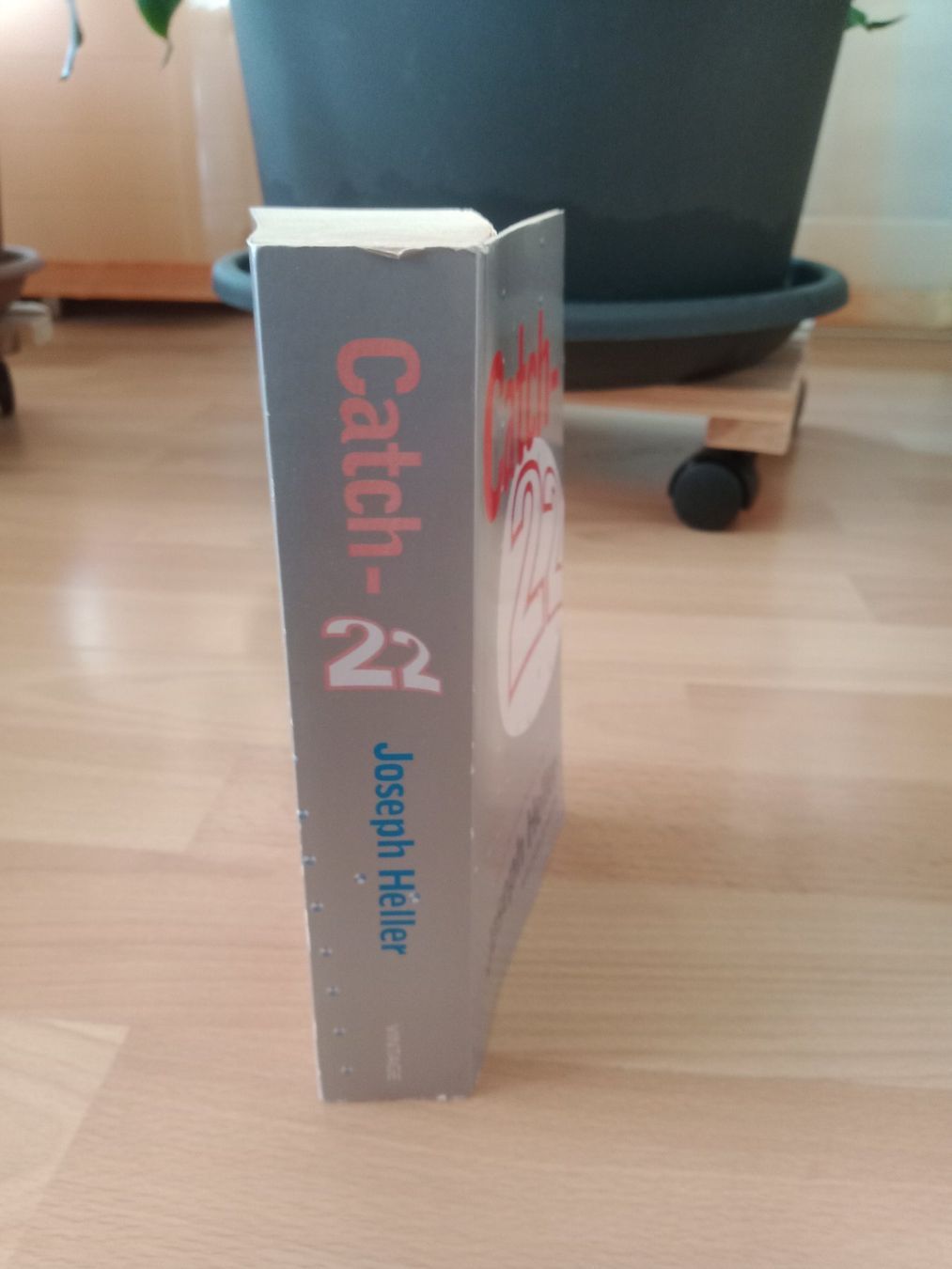 Livres: Joseph Heller Catch-22 Catch 22 classic fiction – D'occasion à Wangen b. Olten par EmilythestrangeX 3