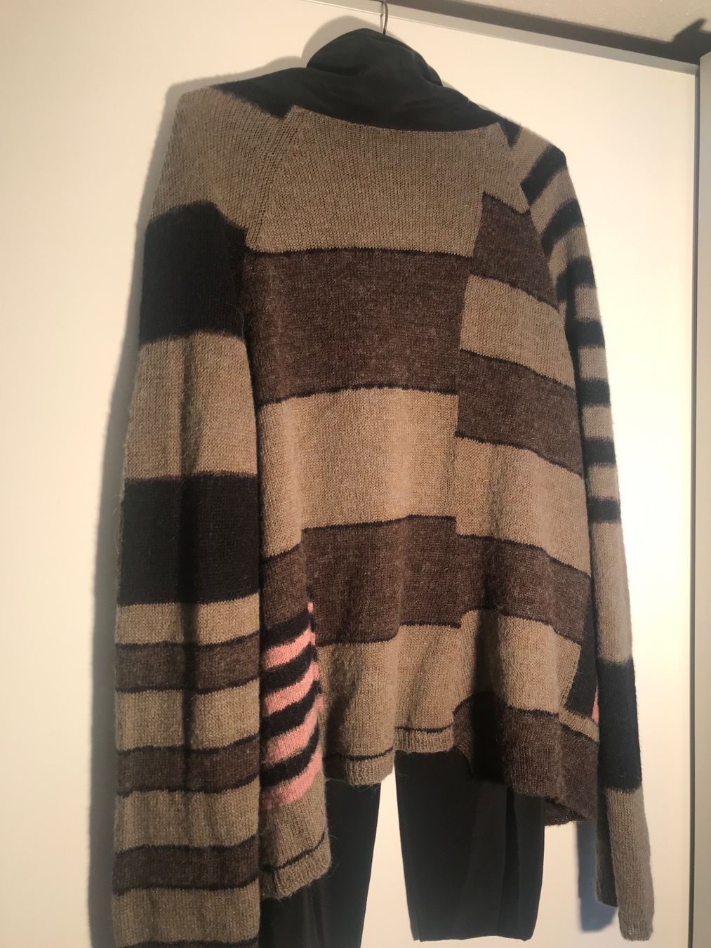Wolle: Wollstrickjacke Damen – Gebraucht aus Therwil von jonasiw 6