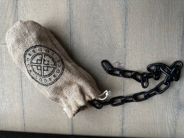 Altro per Eventi aziendali & Feste: BDSM Hand-Kopfpranger von Lodbrock – Nuovo e nell'imballaggio originale da Uster venduto da Tobe4 3