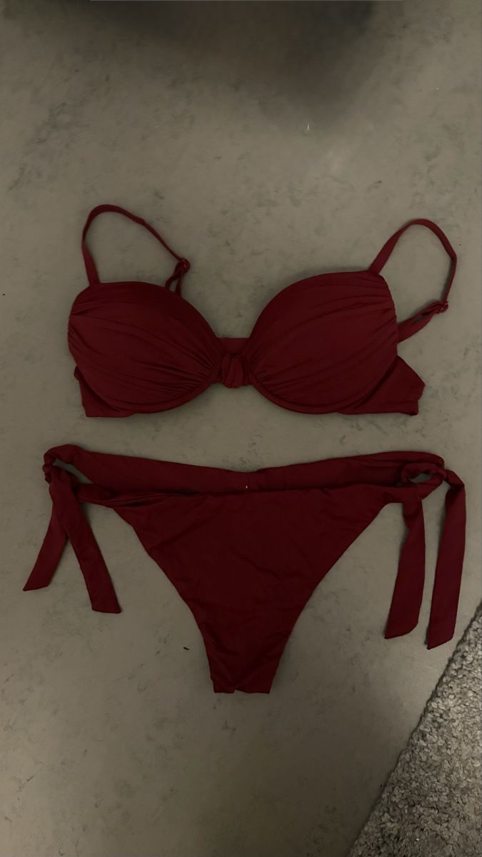 Calzedonia Costumi da bagno & Bikini: Calzedonia Bikini rot – Nuovo (secondo la descrizione) da Unterstammheim venduto da elw_wg5y