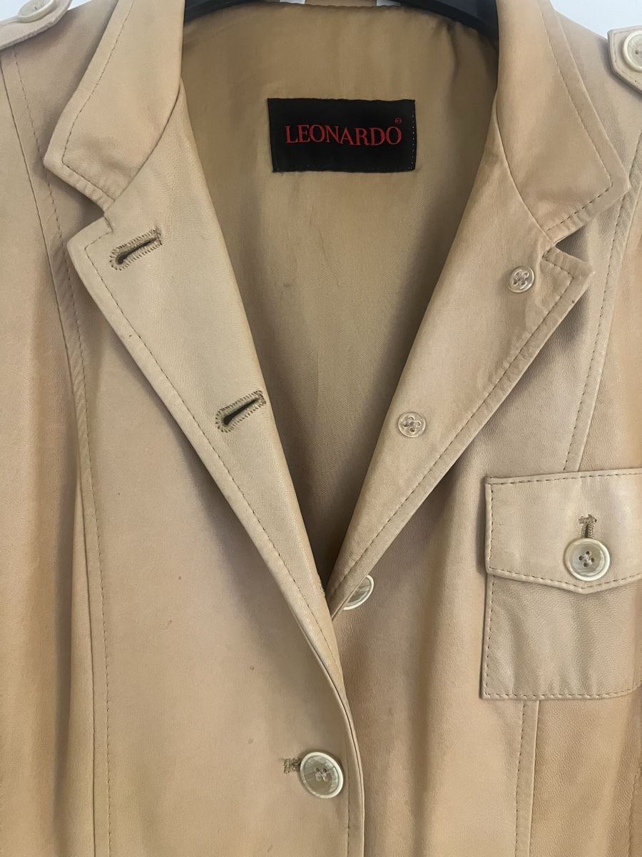Giacche: Lederjacke Leonardo beige Grösse 36  – Usato da Uster venduto da Family_Boutique 2