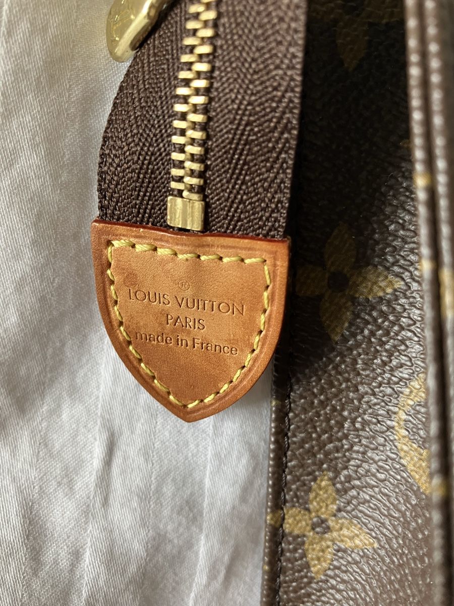Louis Vuitton Kosmetikkoffer: Trousse Vuitton – Gebraucht aus Montreux von princessleia 1